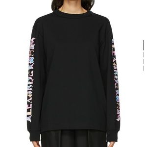 ALEXANDER WANG
Black Logo Calligraphy Long Sleeve T-Shirt